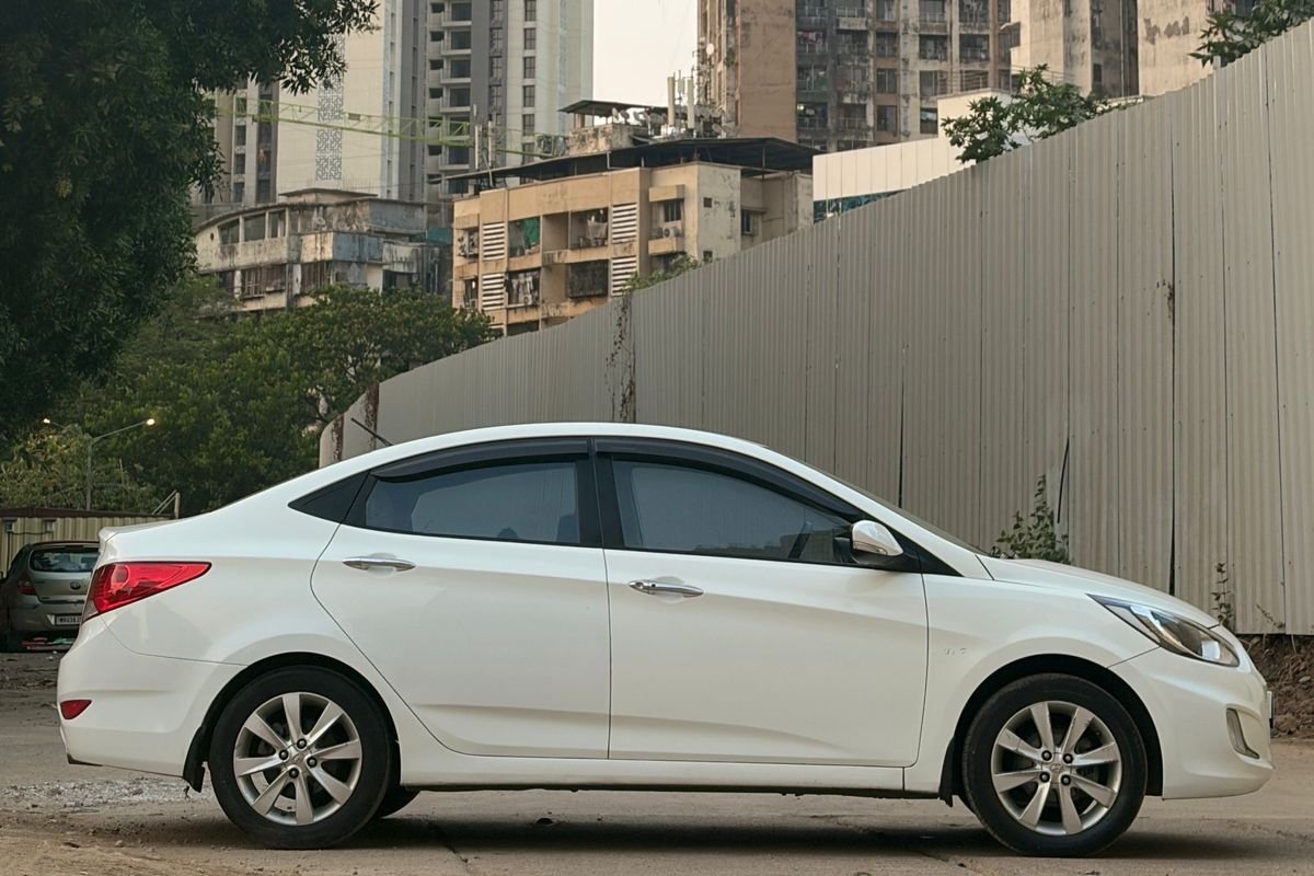 Hyundai VERNA image 7