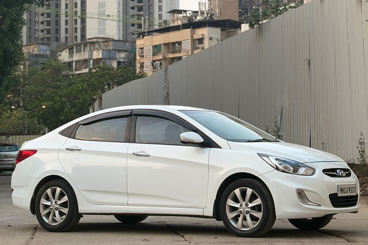Hyundai VERNA image 8