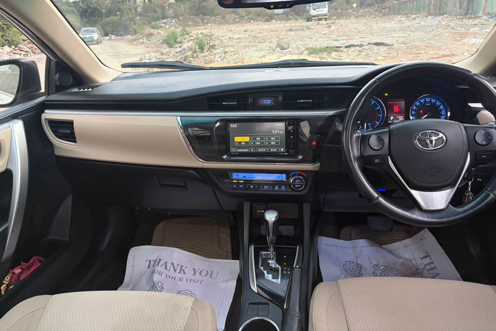 Toyota COROLLA ALTIS image 11