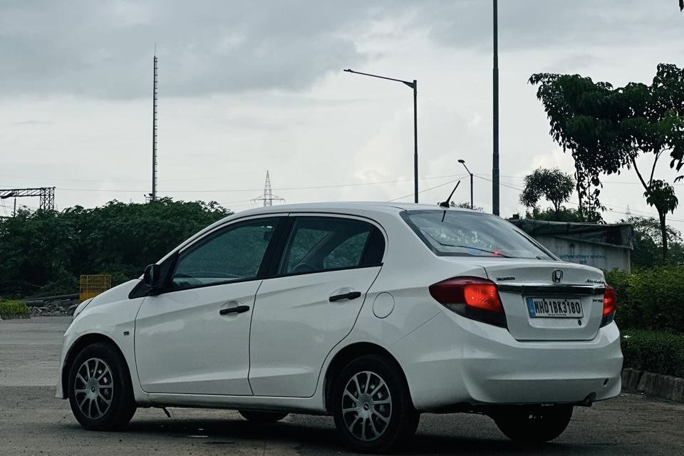 Honda Amaze image 3