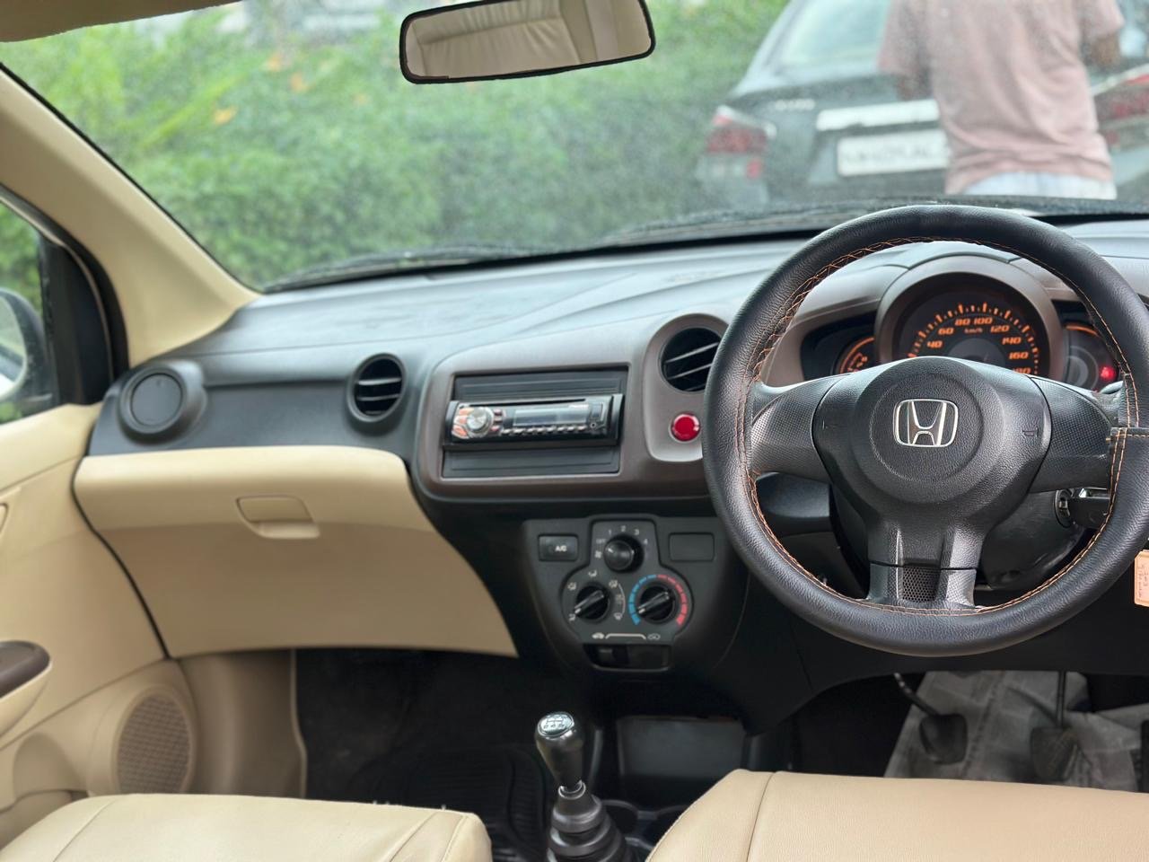 Honda Amaze image 9