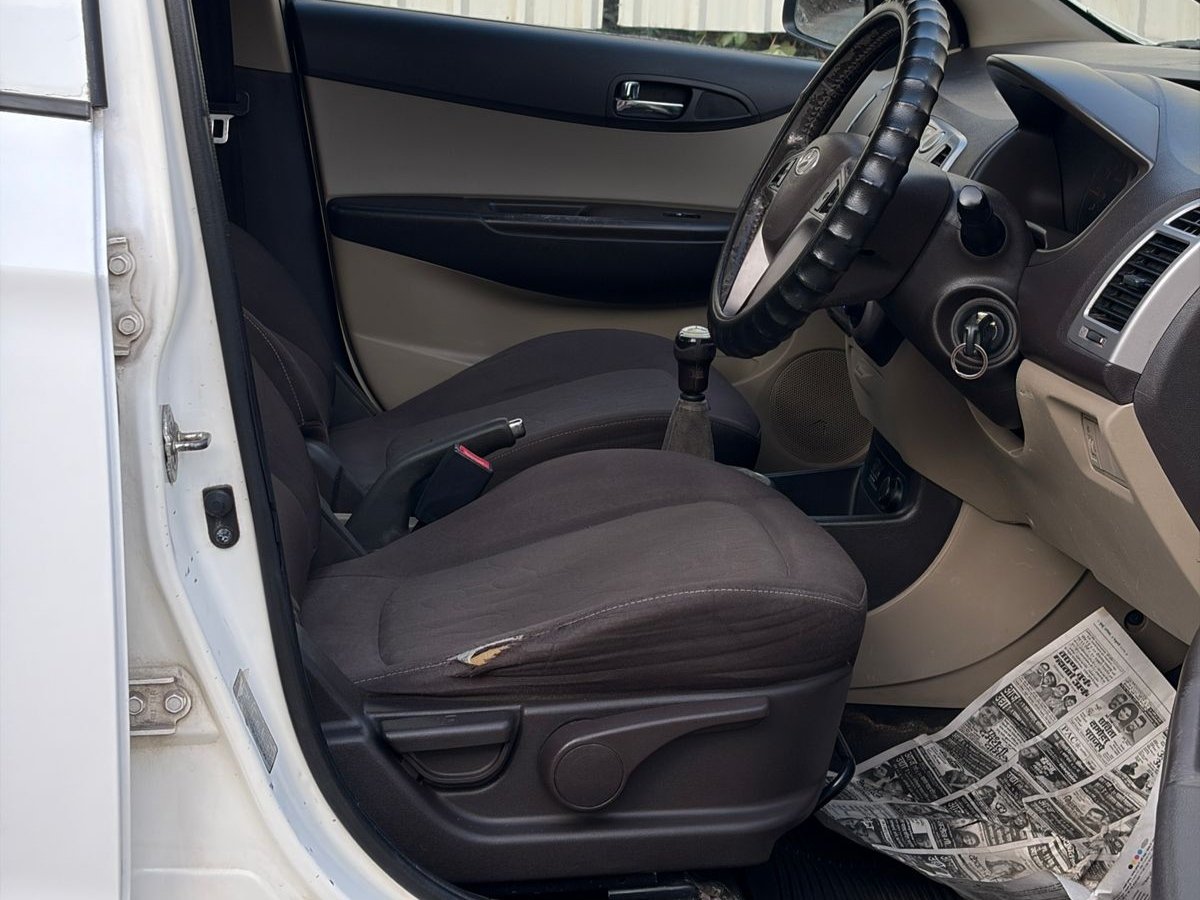 Hyundai I20 image 9