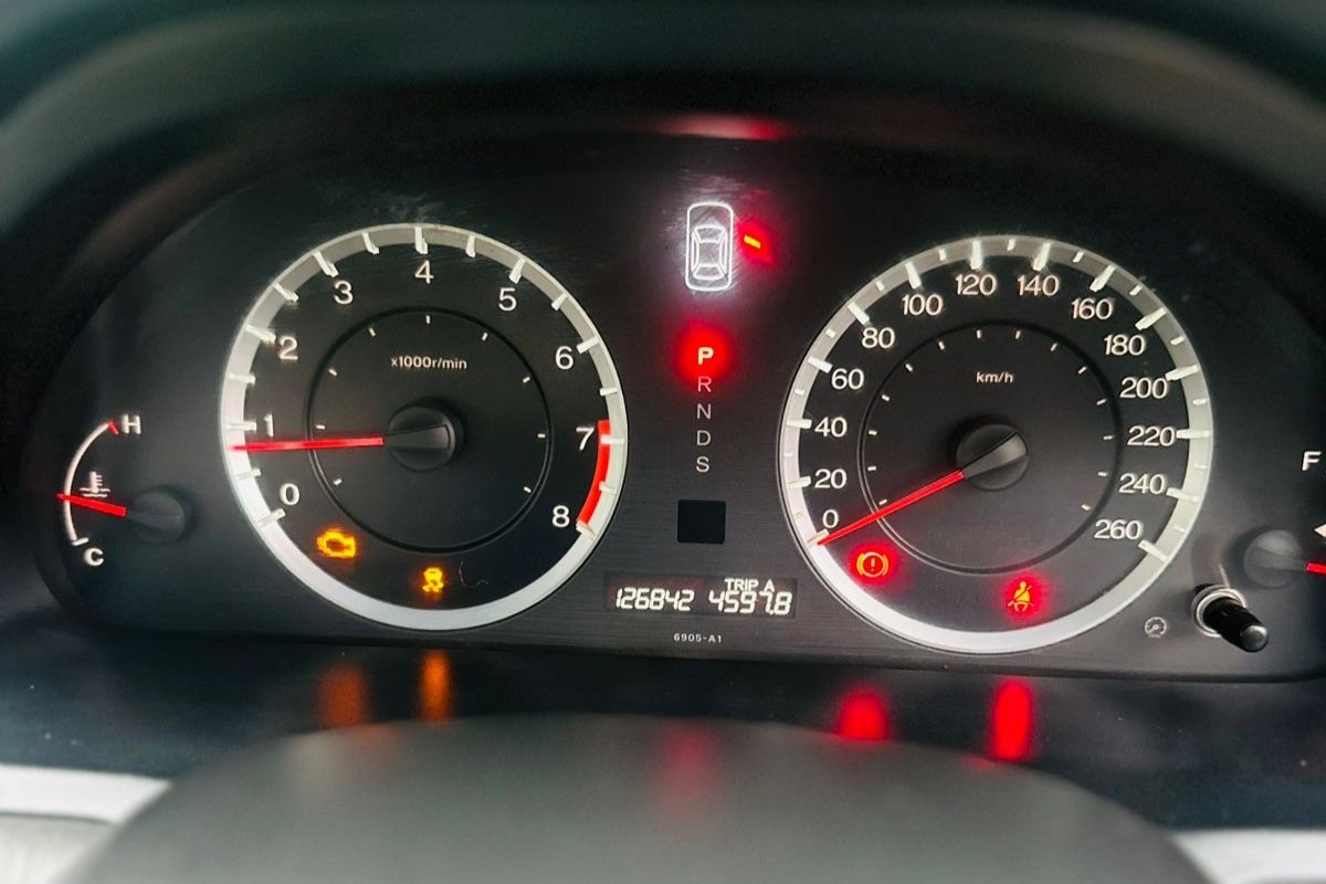 Honda ACCORD image 10