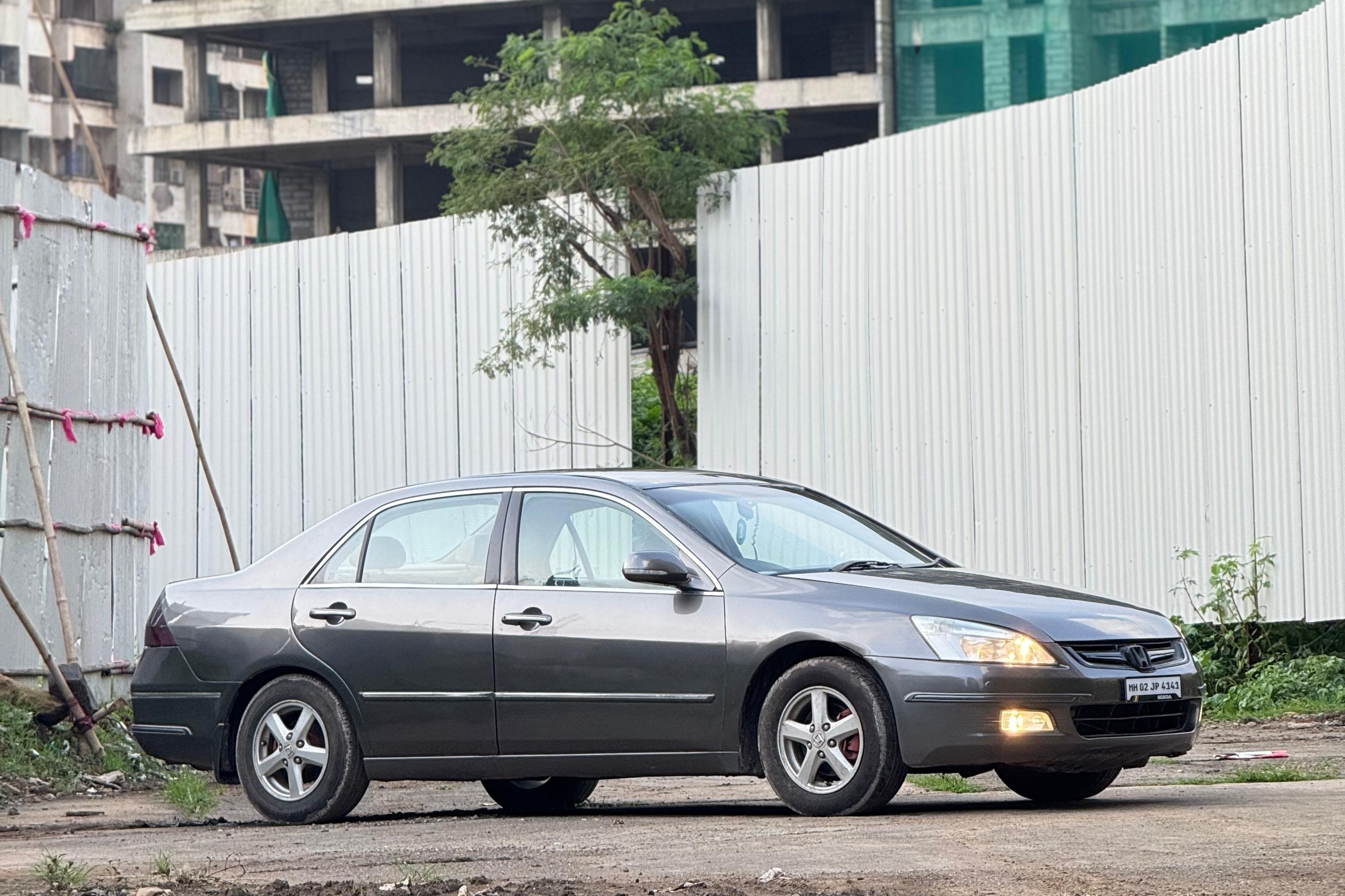 Honda Accord image 8