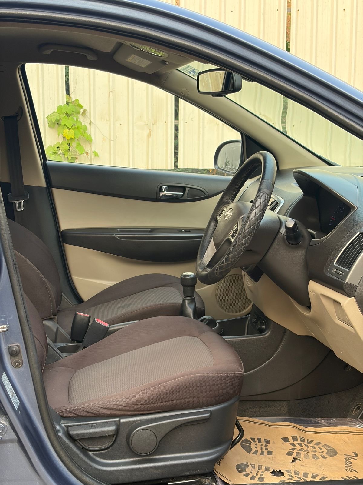 Hyundai HYUNDAI i20 image 9