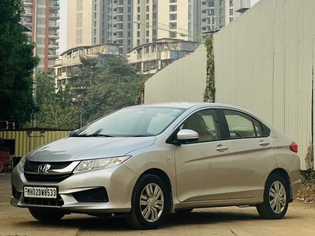 Honda CITY image 2
