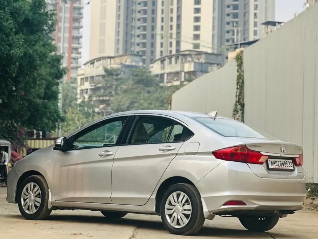 Honda CITY image 4