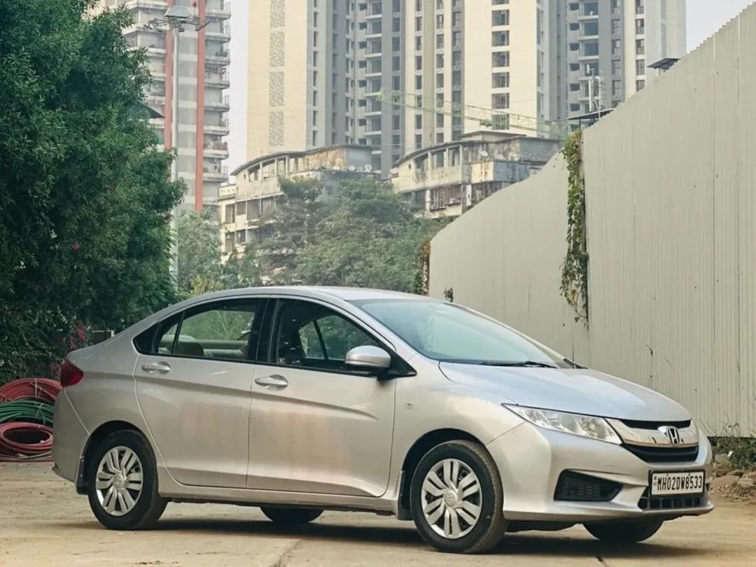 Honda CITY image 7