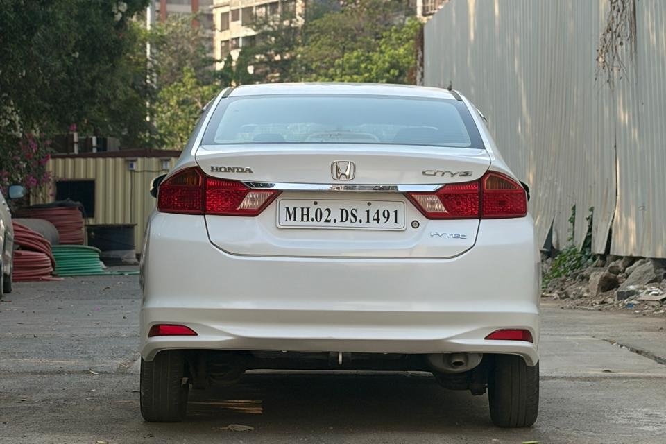 Honda CITY S MT image 5