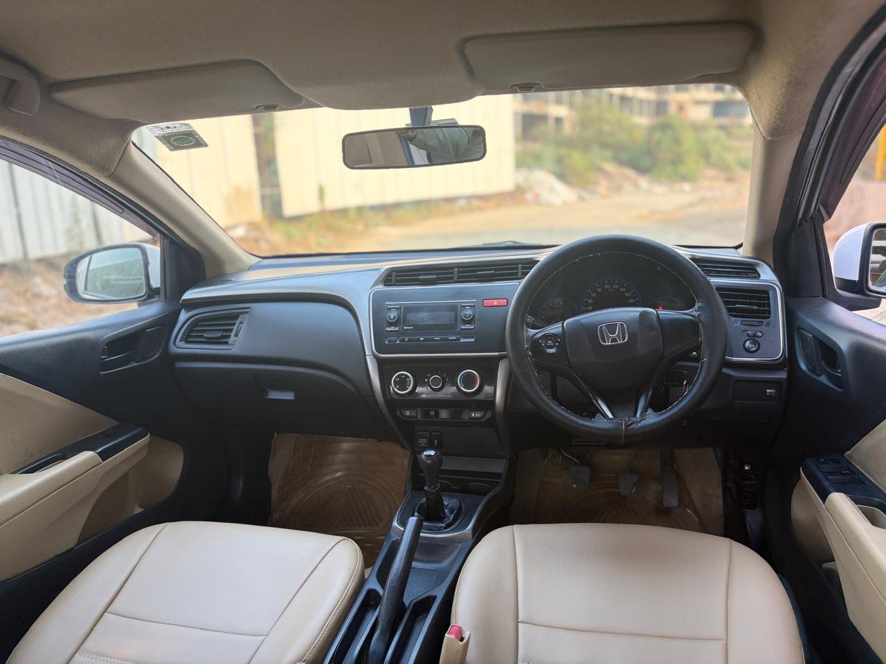 Honda CITY S MT image 10